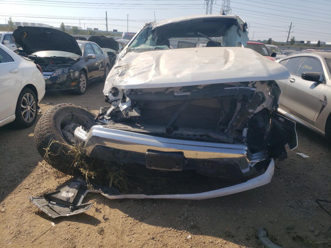 2024 CHEVROLET SILVERADO K1500 LT VIN:1GCUDDED7RZ204697