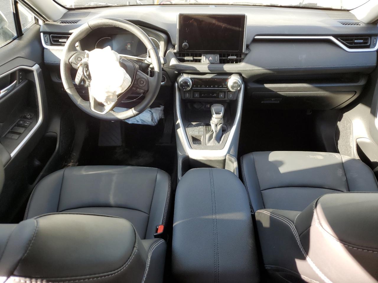 2024 TOYOTA RAV4 XLE VIN:2T3R1RFV1RW439762 – VIN Public