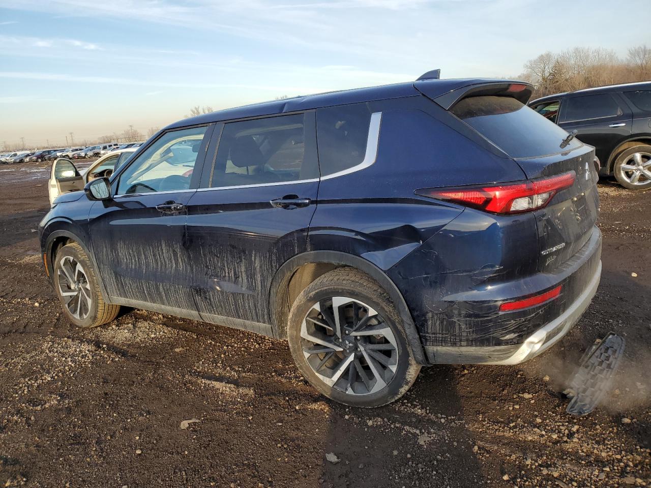 2024 MITSUBISHI OUTLANDER SE VIN:JA4J4VA83RZ073537