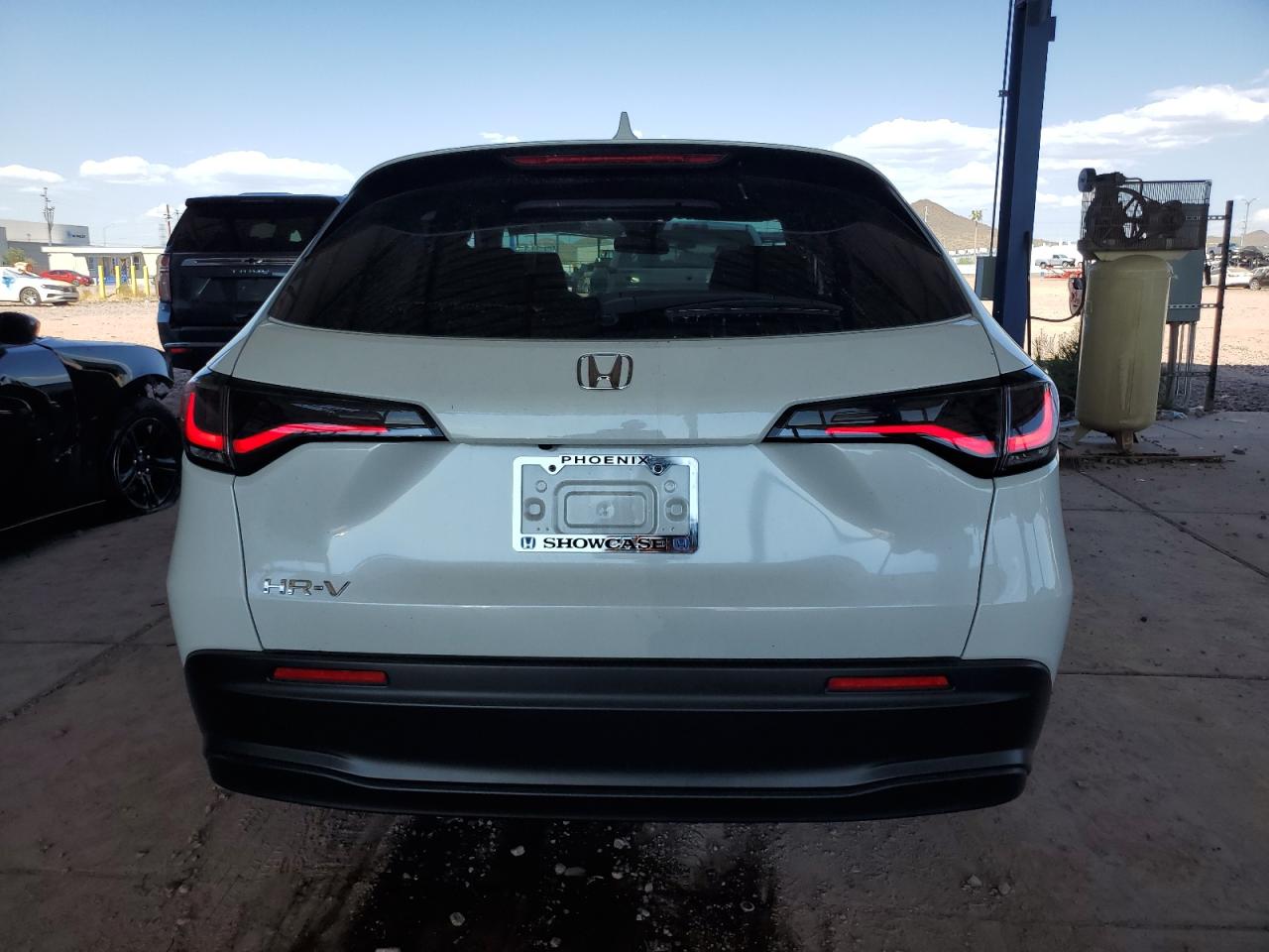 2023 HONDA HR-V LX VIN:3CZRZ1H36PM735990