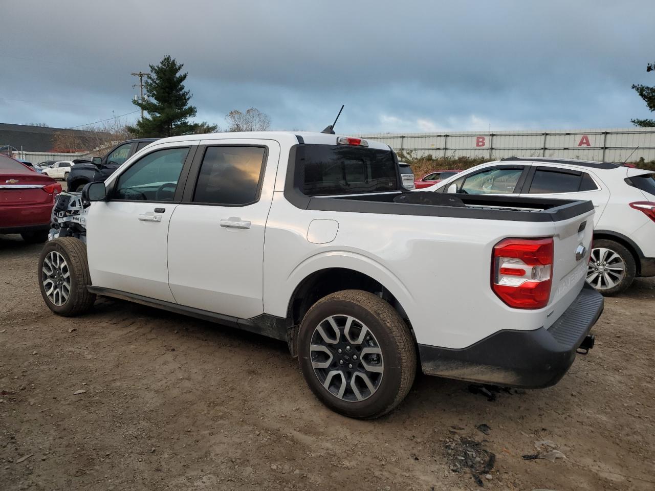 2024 FORD MAVERICK LARIAT VIN:3FTTW8M30RRB13927