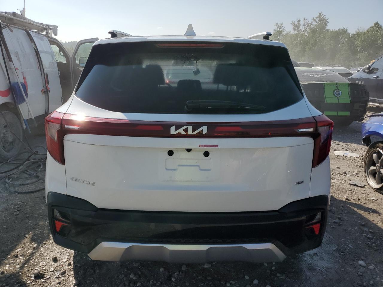 2024 KIA SELTOS SX VIN:KNDETCA74R7577905