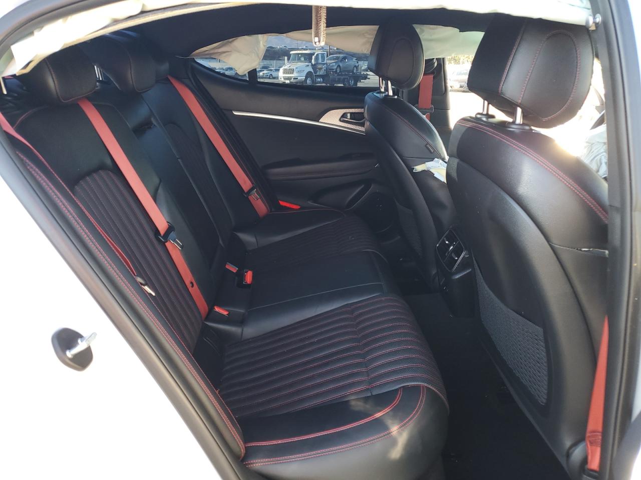 2022 GENESIS G70 BASE VIN:KMTG54TE9NU081984