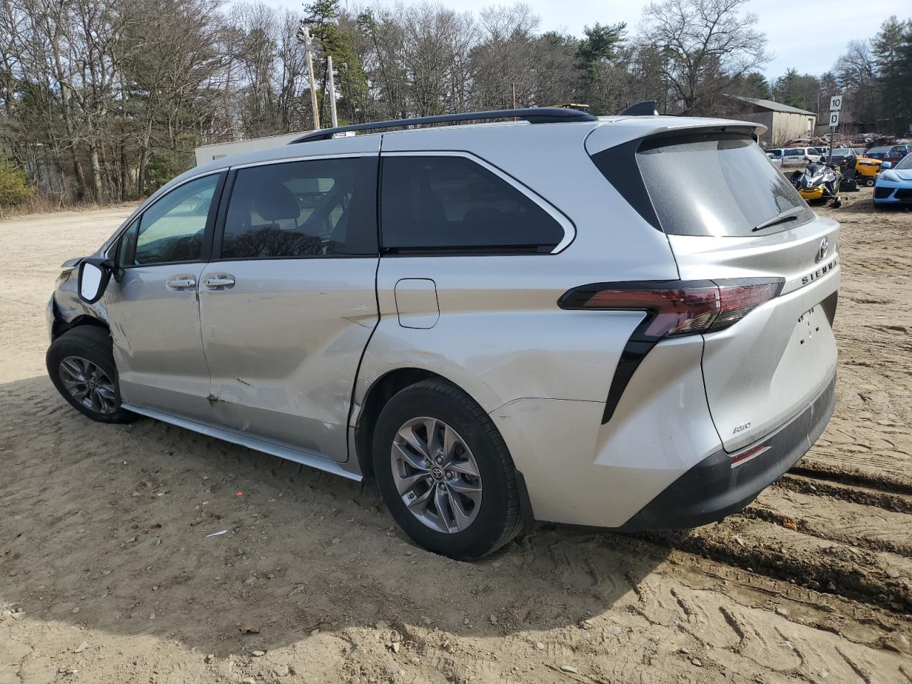 2024 TOYOTA SIENNA LE VIN:5TDKSKFC4RS118305