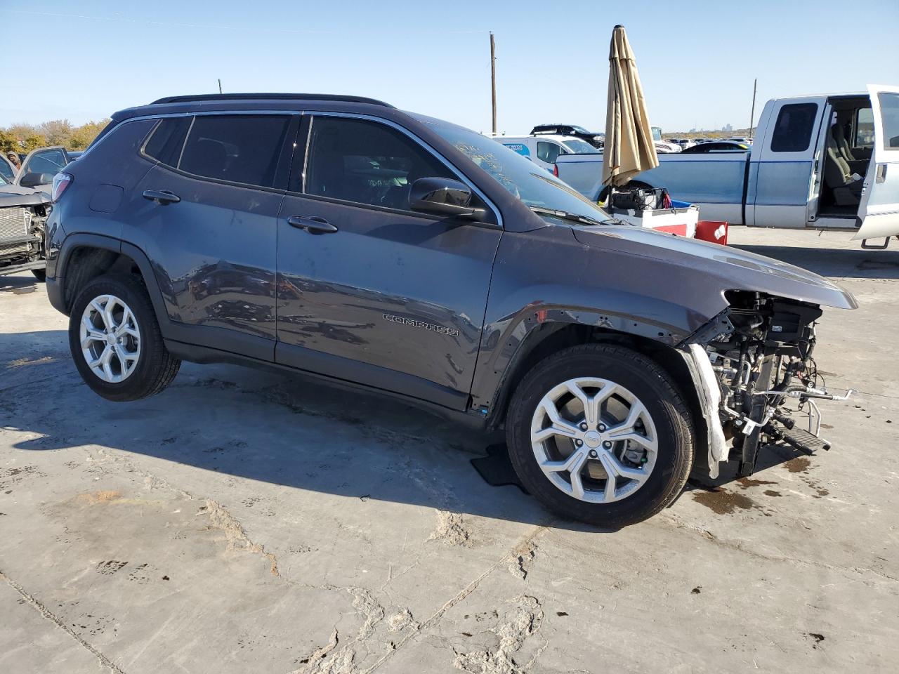 2024 JEEP COMPASS LATITUDE VIN:3C4NJDBN9RT119751