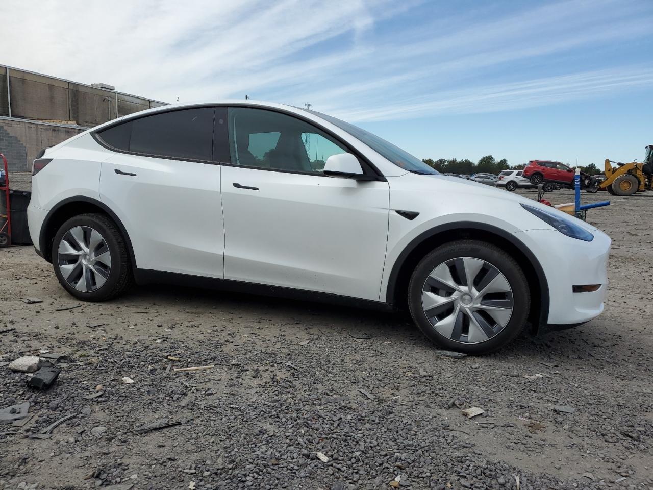 2023 TESLA MODEL Y  VIN:7SAYGDEE4PA179844