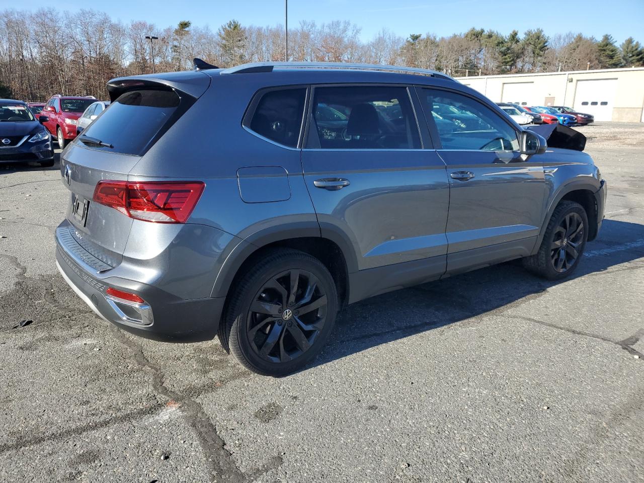 2022 VOLKSWAGEN TAOS SE VIN:3VVTX7B27NM008456