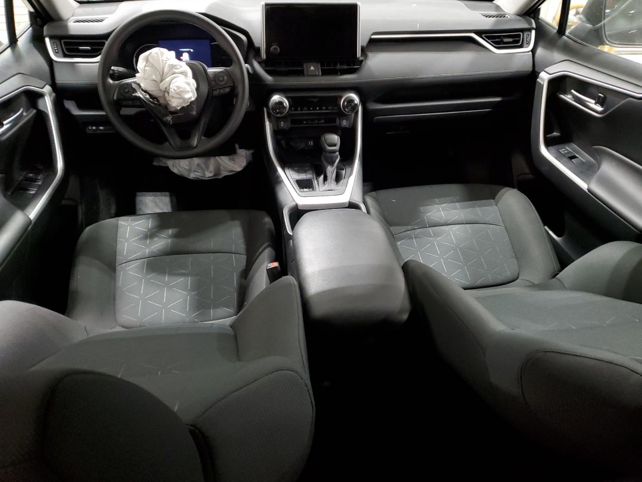 2024 TOYOTA RAV4 XLE VIN:2T3P1RFV1RC393438