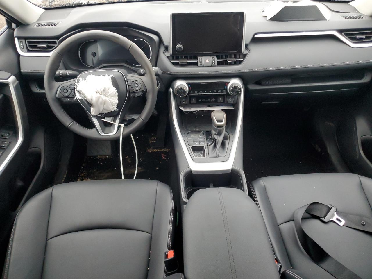 2024 TOYOTA RAV4 XLE PREMIUM VIN:2T3A1RFV0RC463484