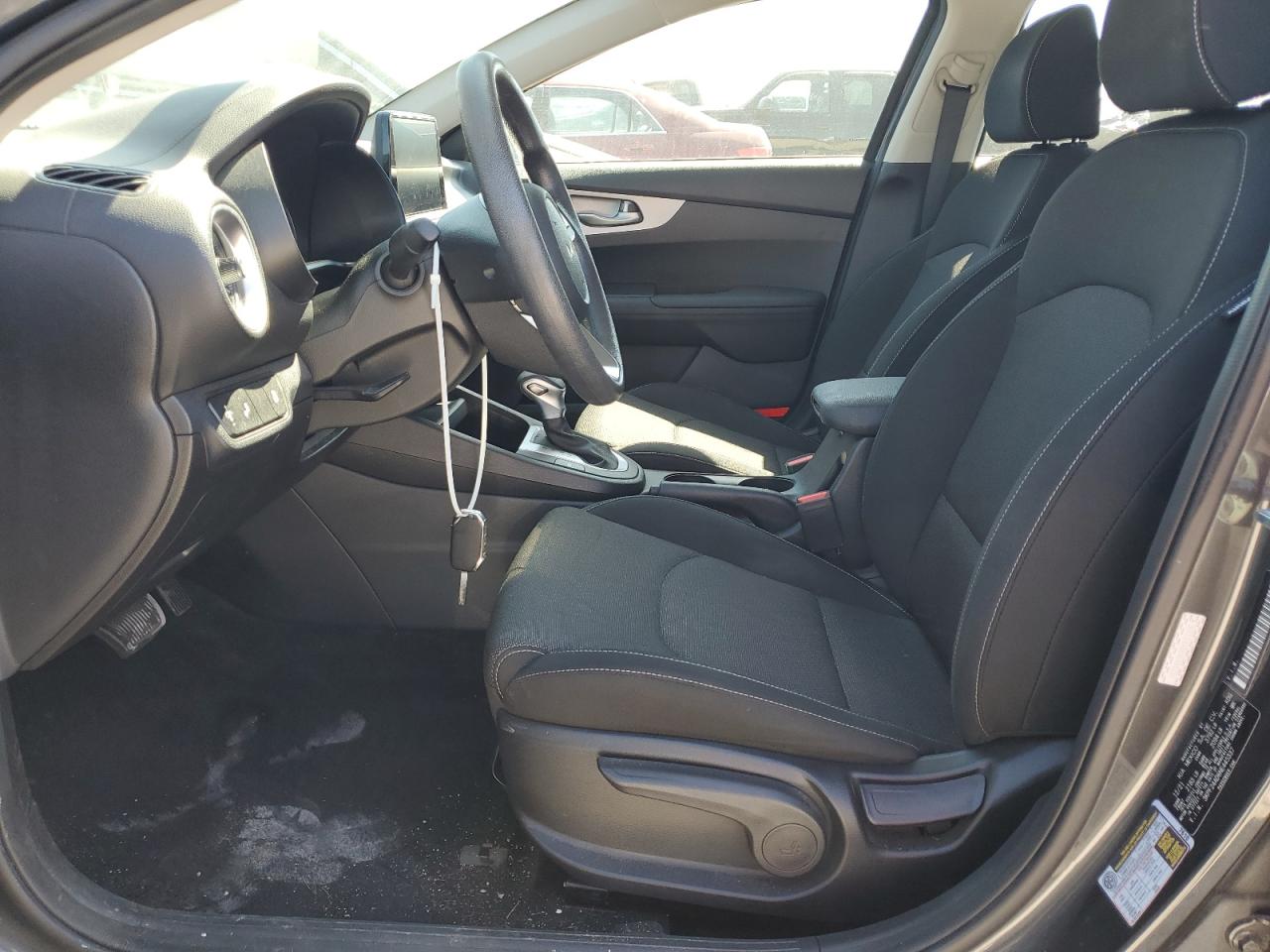 2022 KIA FORTE FE VIN:3KPF24AD6NE445337