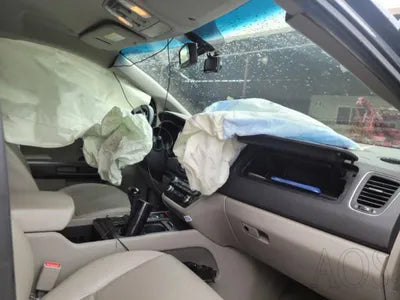 2015 Kia Carnival VIN: