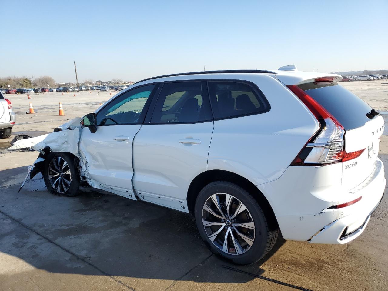 2024 VOLVO XC60 PLUS VIN:YV4L12RL7R1755282