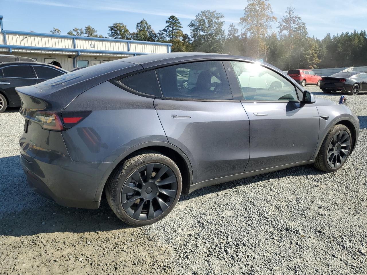 2023 TESLA MODEL Y  VIN:7SAYGDEE8PF756927