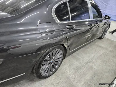 2016 BMW 750 VIN: