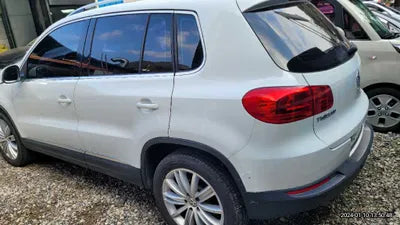 2015 Volkswagen Tiguan 000KMWVGZZZ5NZFW5 VIN:000KMWVGZZZ5NZFW5