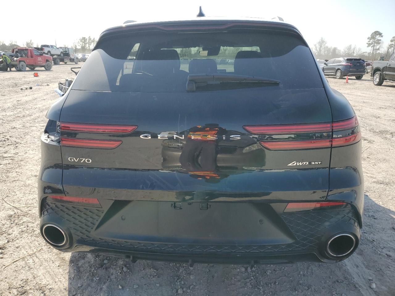 2023 GENESIS GV70 BASE VIN:KMUMCDTC8PU114818