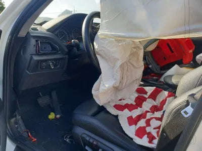 2015 BMW 118 WBA1C1101FJ839221 VIN:WBA1C1101FJ839221