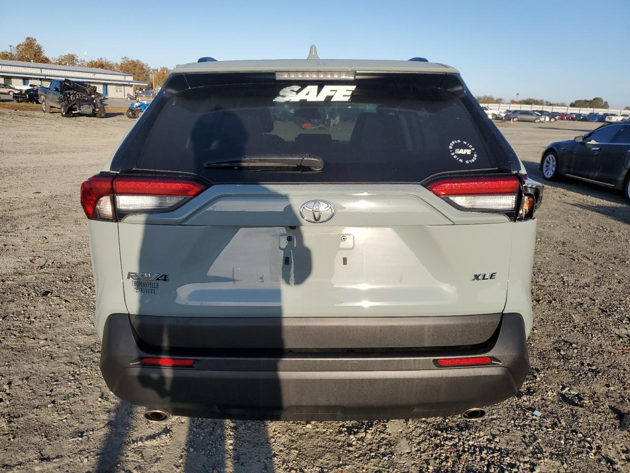 2022 TOYOTA RAV4 XLE VIN:2T3W1RFV0NW211412