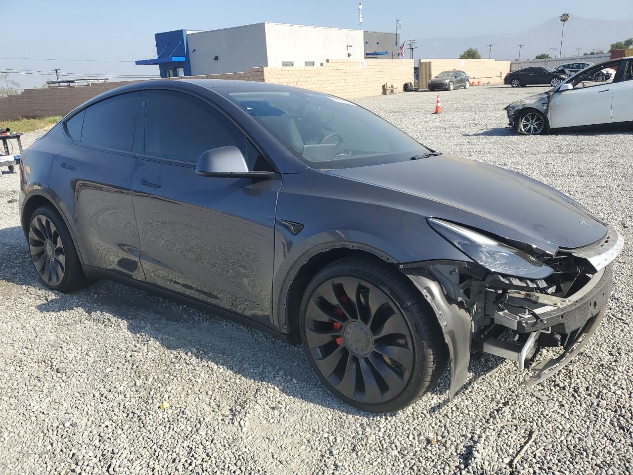 2022 TESLA MODEL Y  VIN:7SAYGDEF7NF491861