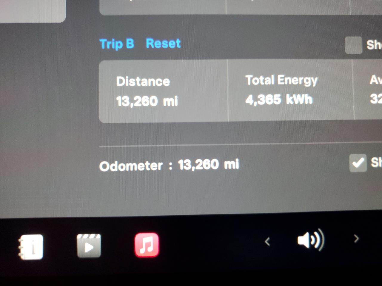 2023 TESLA MODEL Y  VIN:7SAYGDEF8PF893245