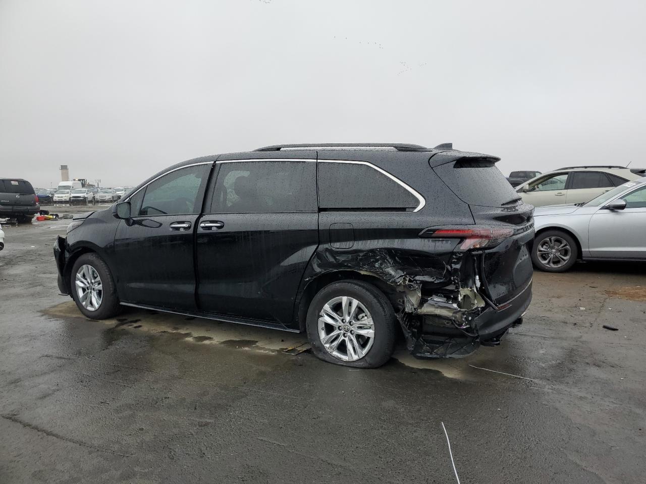 2023 TOYOTA SIENNA XSE VIN:5TDCSKFCXPS108007