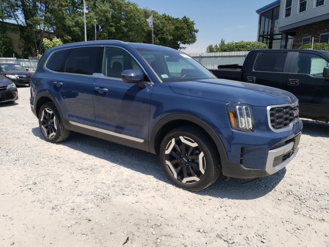 2023 KIA TELLURIDE S VIN:5XYP64GC9PG325190