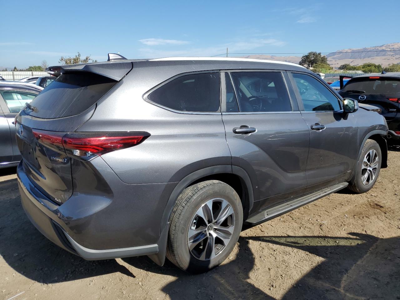 2023 TOYOTA HIGHLANDER HYBRID XLE VIN:5TDKBRCH8PS570540