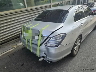 2015 Mercedes-Benz C 220 VIN: