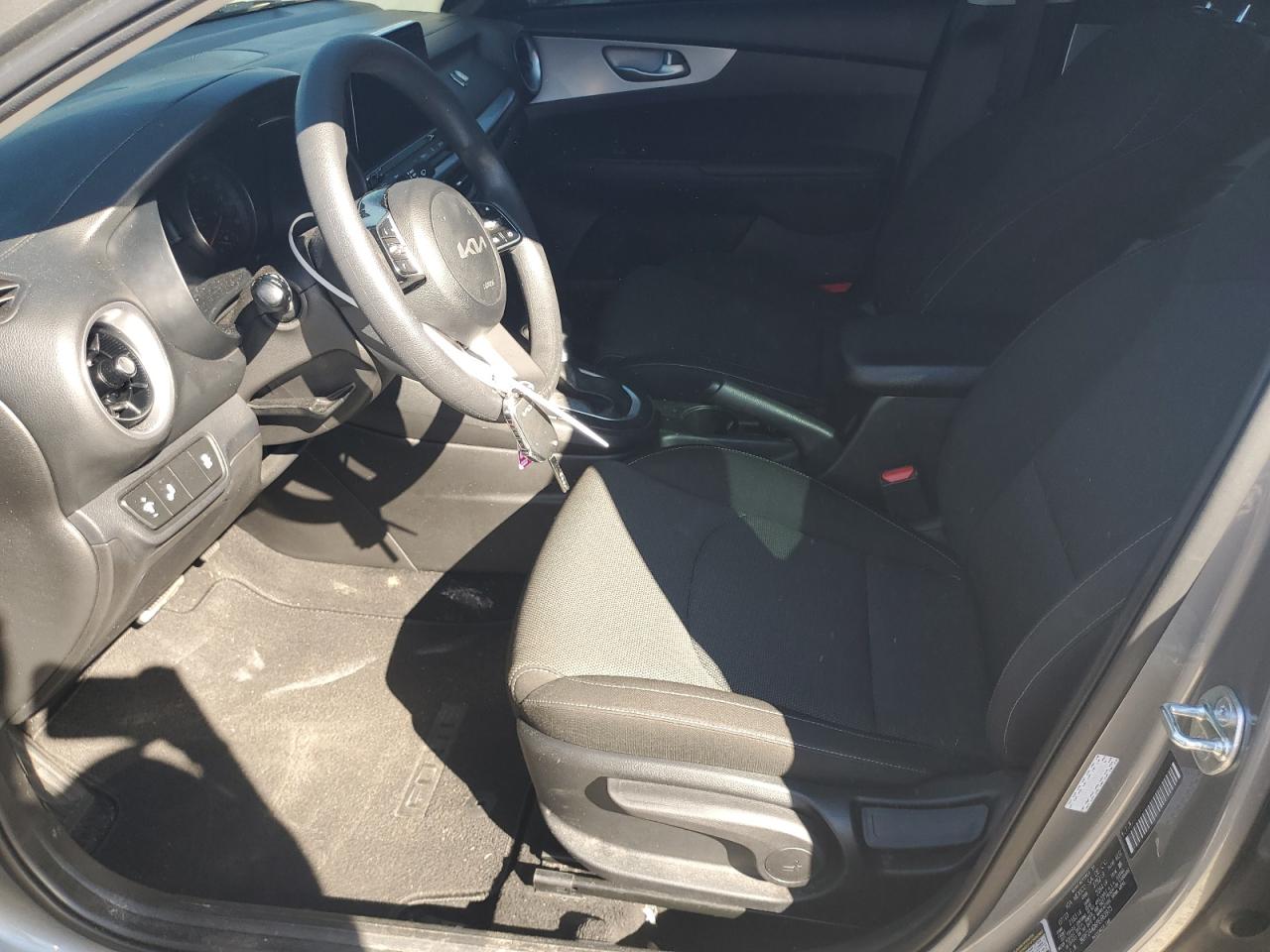 2023 KIA FORTE LX VIN:3KPF24AD6PE663975