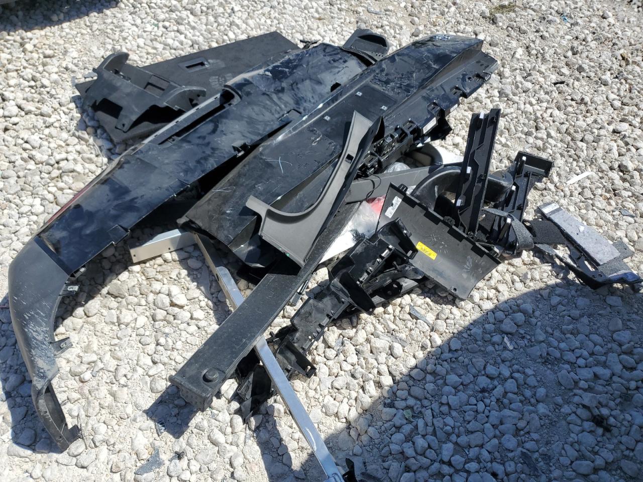 2024 RIVIAN R1S ADVENTURE VIN:7PDSGCBA4RN044958