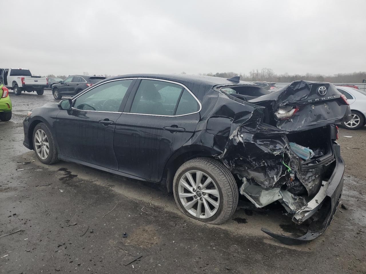 2022 TOYOTA CAMRY LE VIN:4T1C11AK8NU042296