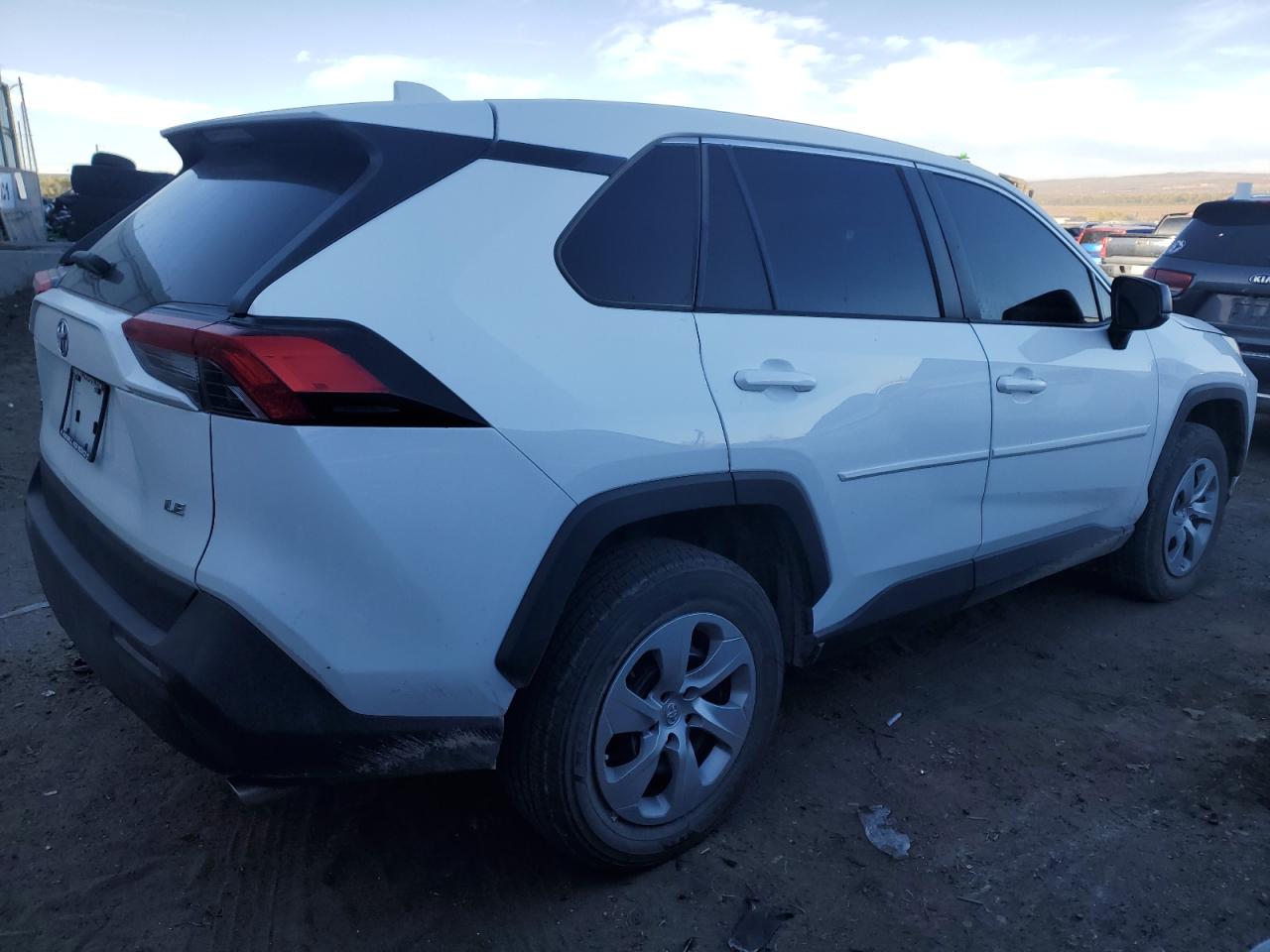 2022 TOYOTA RAV4 LE VIN:2T3H1RFV3NW227483