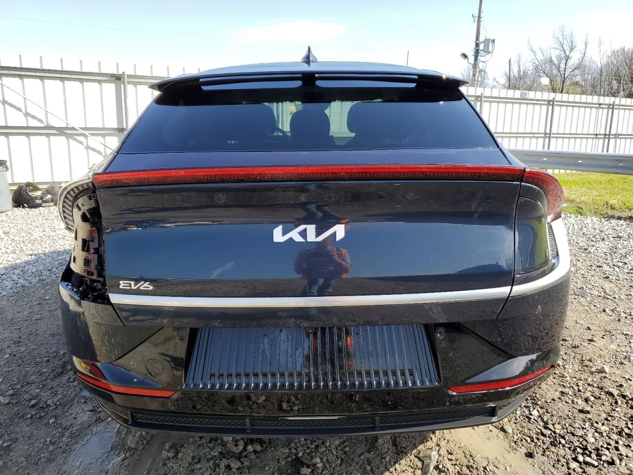 2023 KIA EV6 LIGHT VIN:KNDC34LA8P5127849