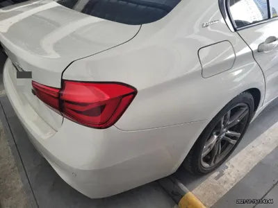 2018 BMW 330 WBA8E1107JK422391 VIN:WBA8E1107JK422391