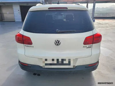 2015 Volkswagen Tiguan VIN: