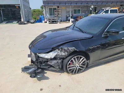 2017 Maserati Ghibli VIN: