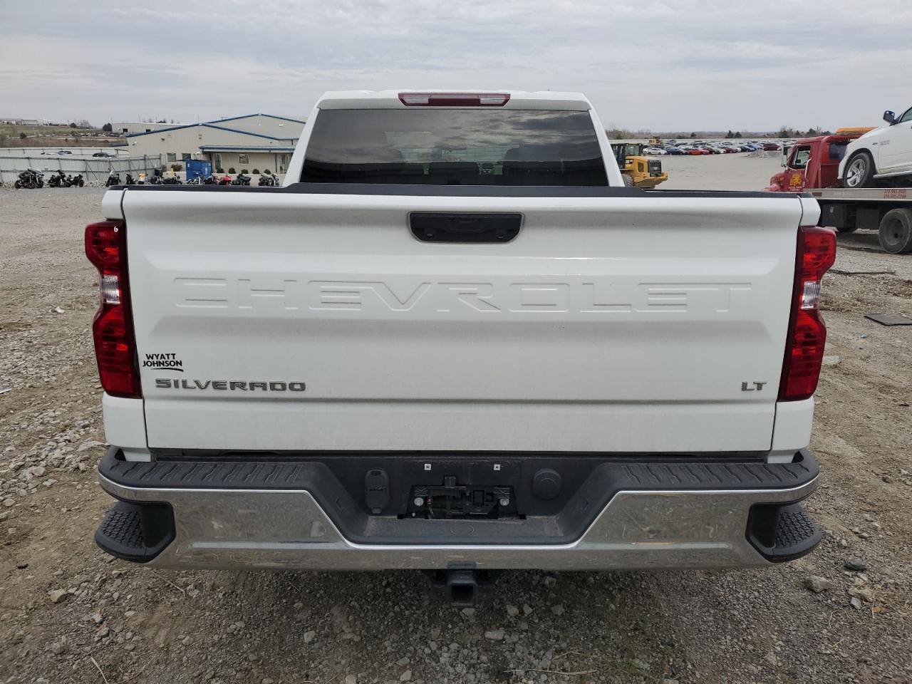 2022 CHEVROLET SILVERADO C1500 LT VIN:1GCRACEK9NZ518823