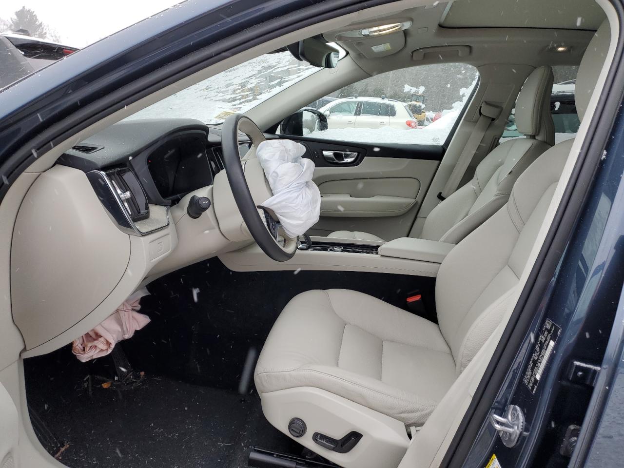 2023 VOLVO XC60 PLUS VIN:YV4L12RW4P1339665