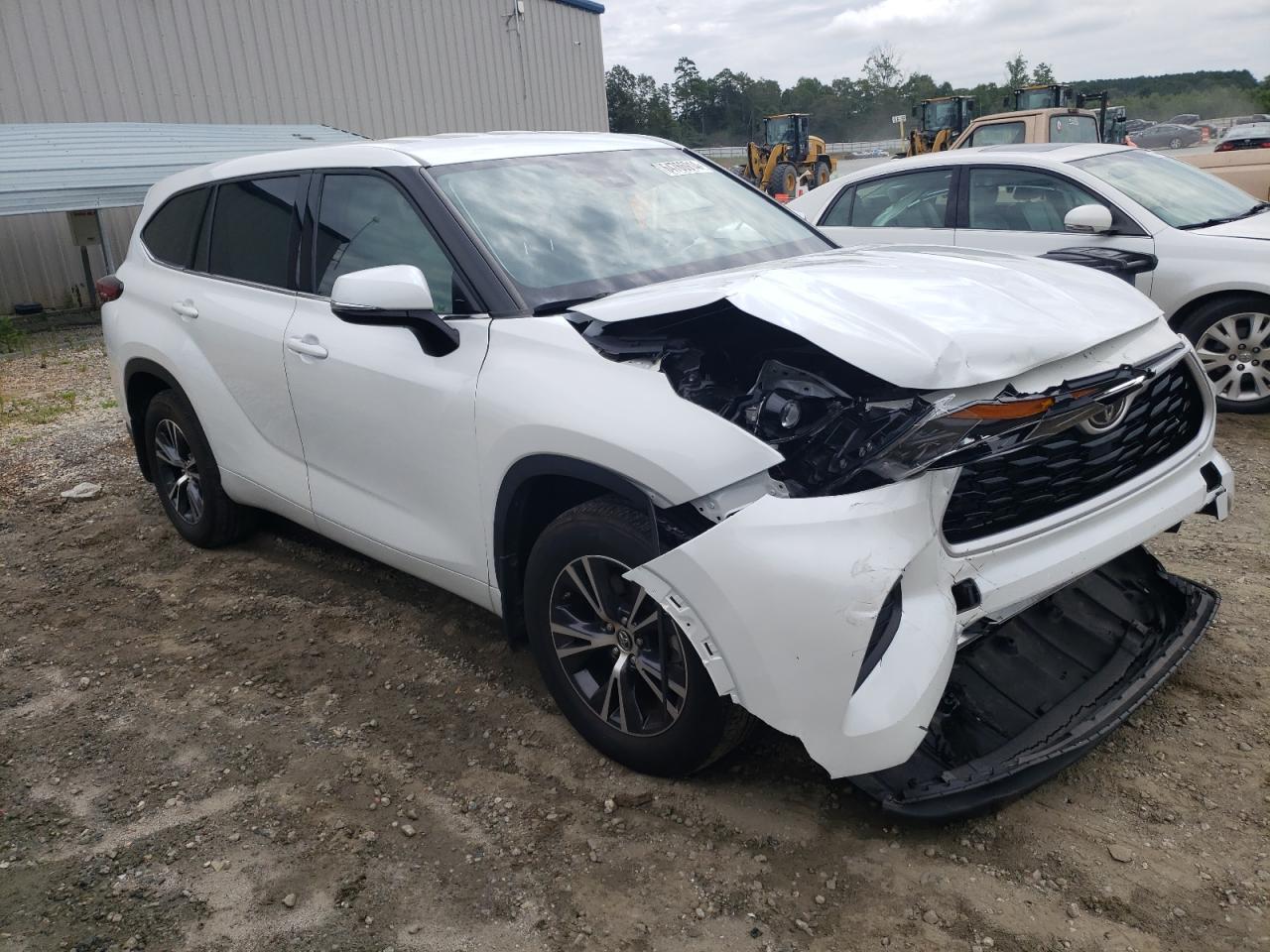 2022 TOYOTA HIGHLANDER L VIN:5TDCZRBH1NS216485