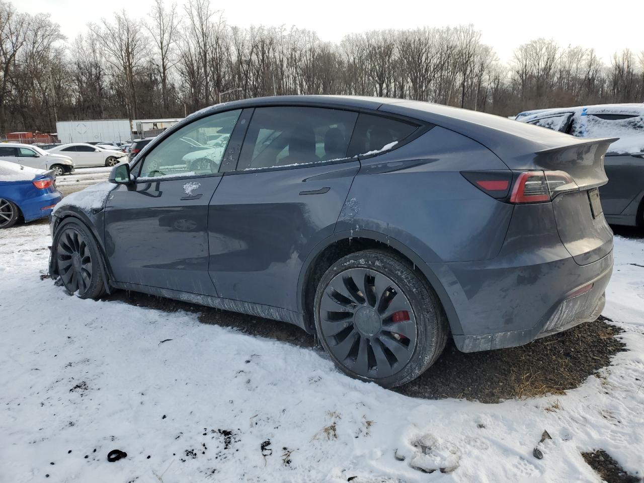 2022 TESLA MODEL Y  VIN:7SAYGDEF6NF377267