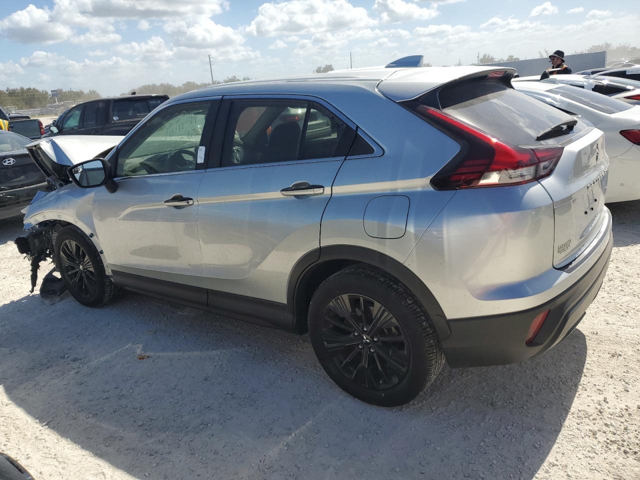 2022 MITSUBISHI ECLIPSE CROSS LE VIN:1FAFP552X2A222769