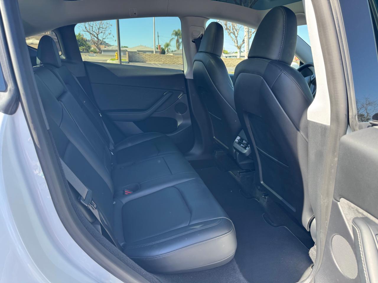 2023 TESLA MODEL Y  VIN:7SAYGDEE6PA094021