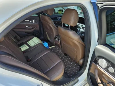 2018 Mercedes-Benz E 300 VIN: