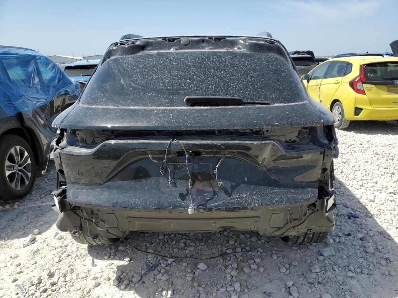 2023 PORSCHE CAYENNE BASE VIN:WP1AA2AY5PDA11157