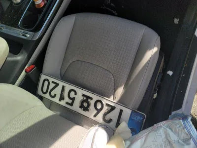 2021 Kia Carnival KNANE81BBMS068076 VIN:KNANE81BBMS068076