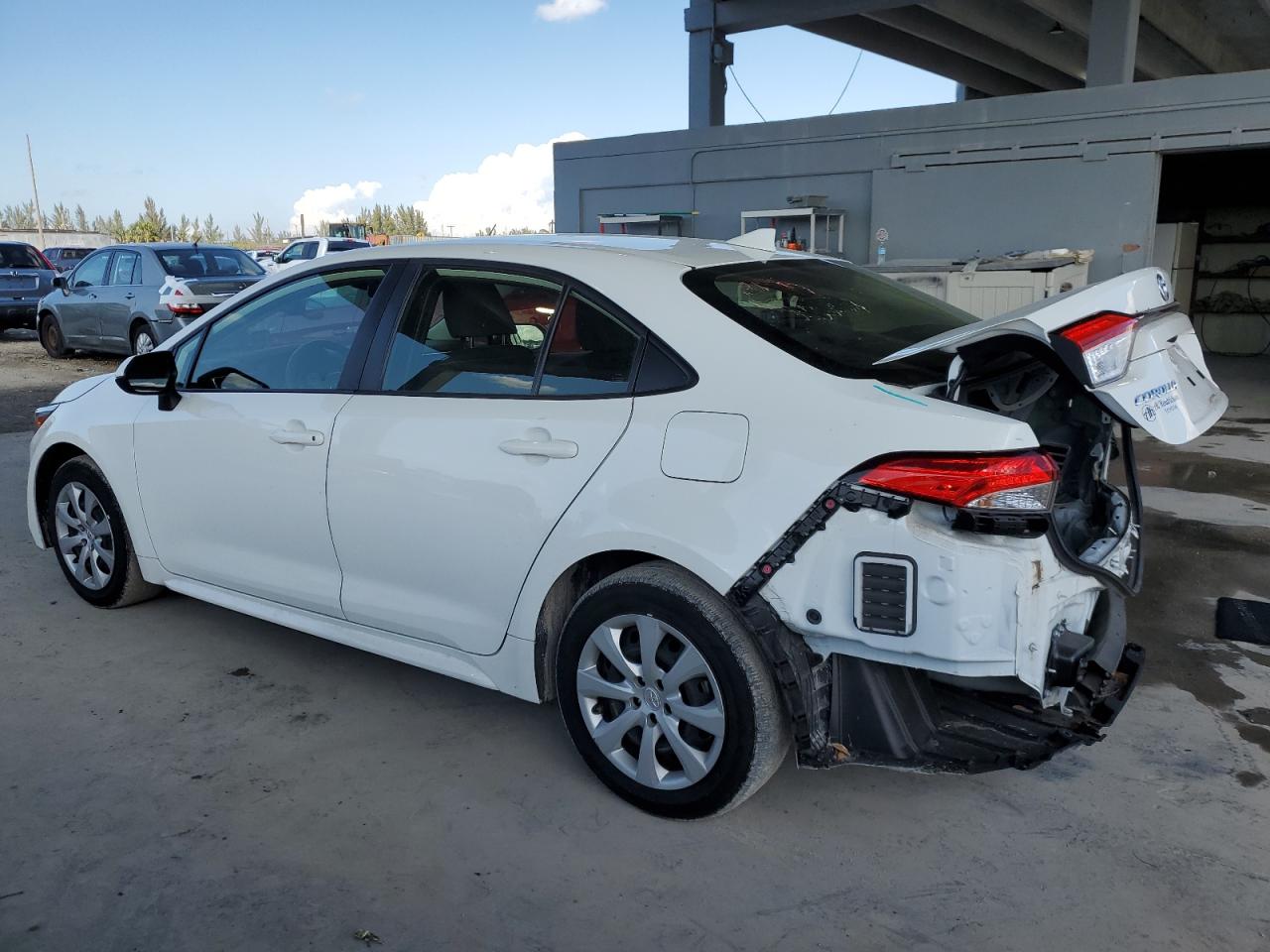 2023 TOYOTA COROLLA LE VIN:JTDBCMFE4P3006113