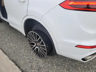 2015 Porsche Cayenne VIN: