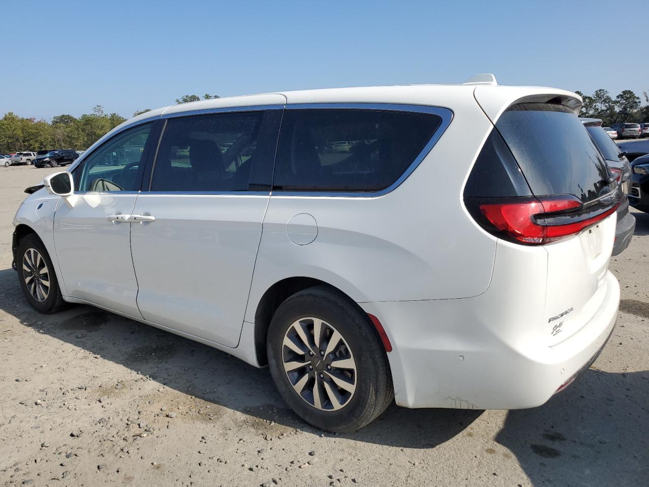 2022 CHRYSLER PACIFICA HYBRID TOURING L VIN:2C4RC1L78NR121420
