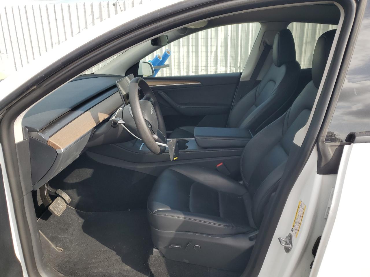 2023 TESLA MODEL Y  VIN:7SAYGDEE1PF746921
