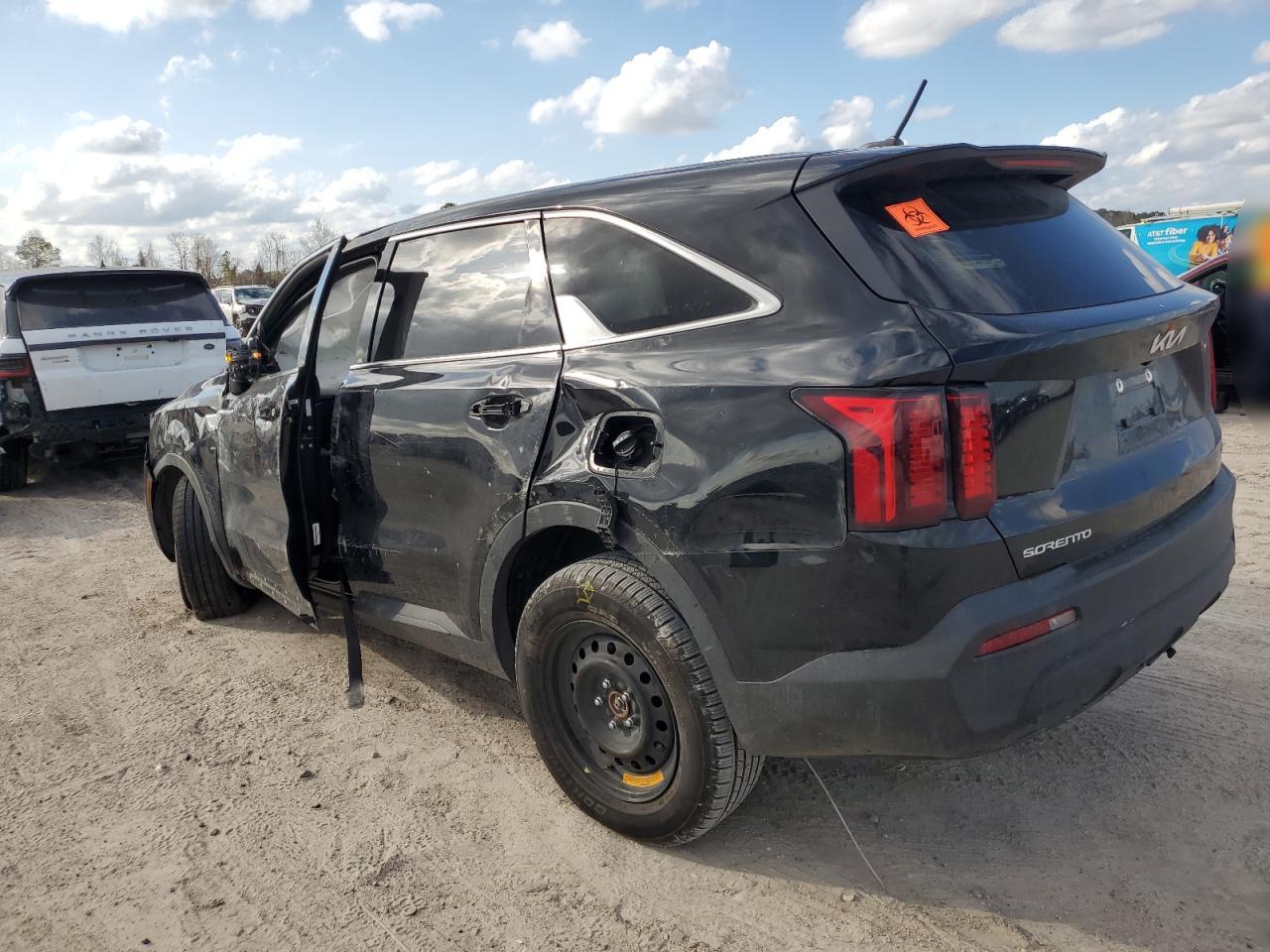2023 KIA SORENTO LX VIN:5XYRGDLC7PG166830